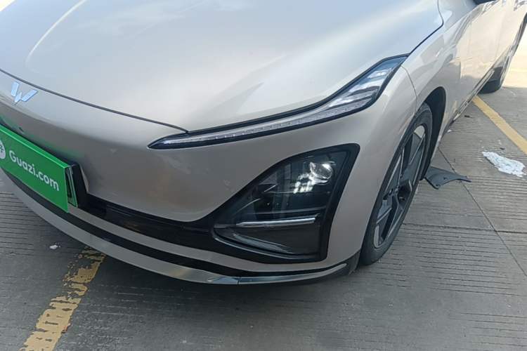 Used Wuling Xingguang 2024 Co-Creation Edition 510 Advanced Model Left Front Headlight