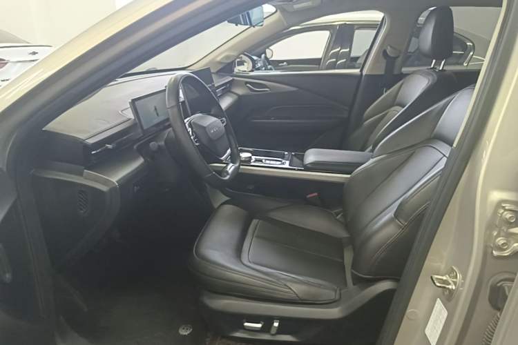 Used Wuling Xingguang 2024 Co-Creation Edition 510 Advanced Model Left Front Seat