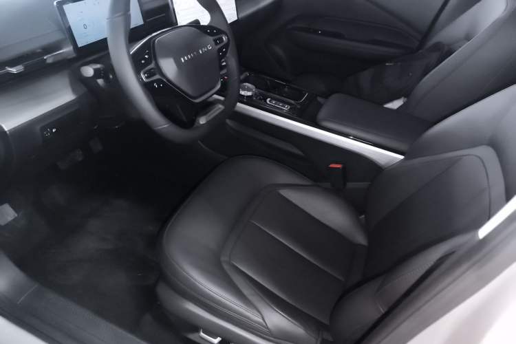 Used Wuling Xingguang 2024 Co-Creation Edition 510 Advanced Model Left Front Seat