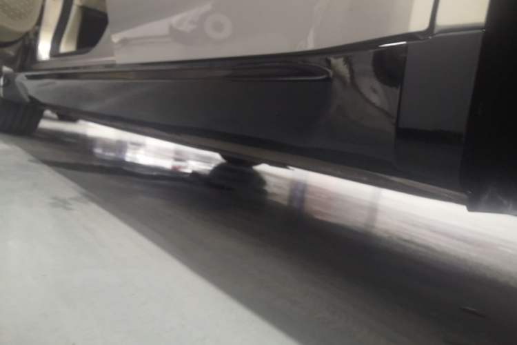 Used Wuling Xingguang 2024 Co-Creation Edition 510 Advanced Model Left Side Sill
