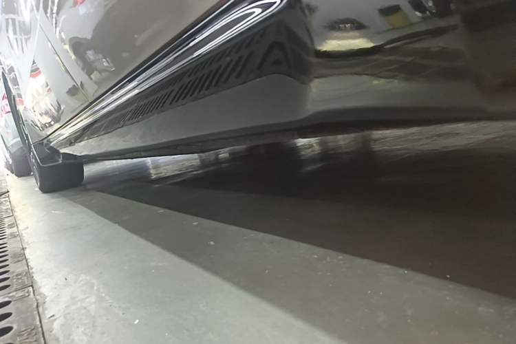 Used Wuling Xingguang 2024 Co-Creation Edition 510 Advanced Model Left Side Sill