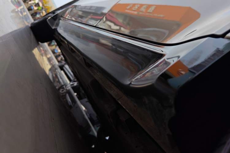Used Wuling Xingguang 2024 Co-Creation Edition 510 Advanced Model Left Side Sill