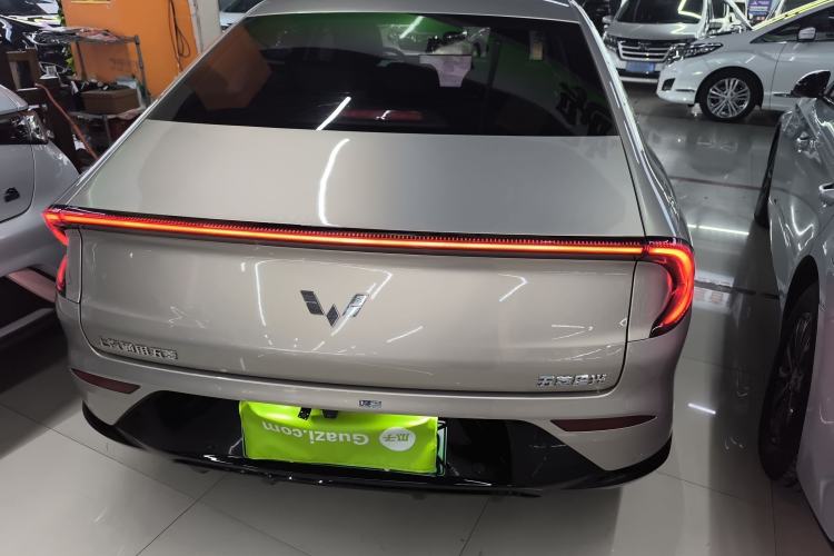 Used Wuling Xingguang 2024 Co-Creation Edition 510 Advanced Model Rear