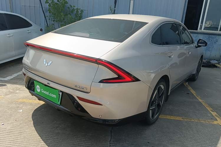 Used Wuling Xingguang 2024 Co-Creation Edition 510 Advanced Model Rear Right 45 Deg
