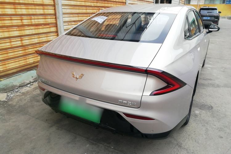 Used Wuling Xingguang 2024 Co-Creation Edition 510 Advanced Model Rear Right 45 Deg