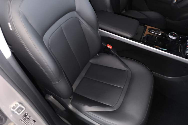Used Wuling Xingguang 2024 Co-Creation Edition 510 Advanced Model Right Front Seat