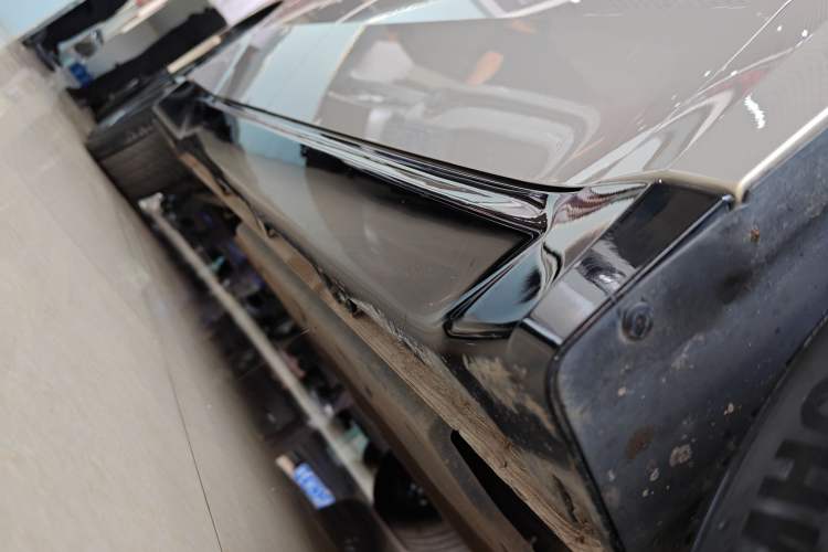 Used Wuling Xingguang 2024 Co-Creation Edition 510 Advanced Model Right Side Sill