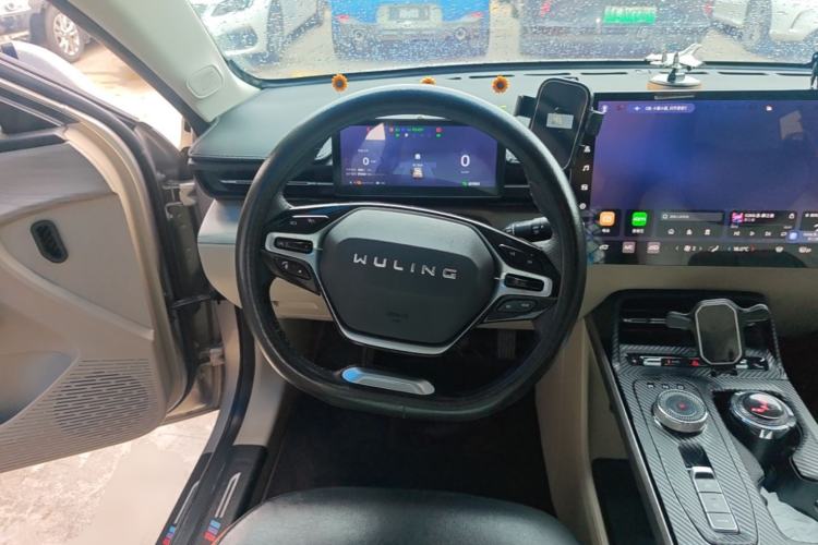 Used Wuling Xingguang 2024 Co-Creation Edition 510 Advanced Model Steering Wheel