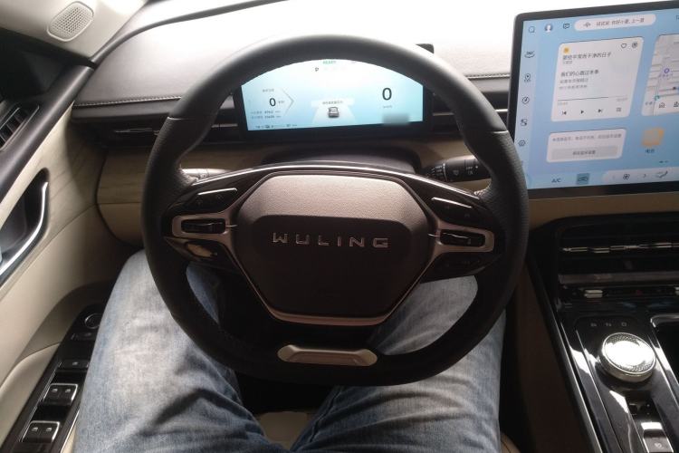 Used Wuling Xingguang 2024 Co-Creation Edition 510 Advanced Model Steering Wheel