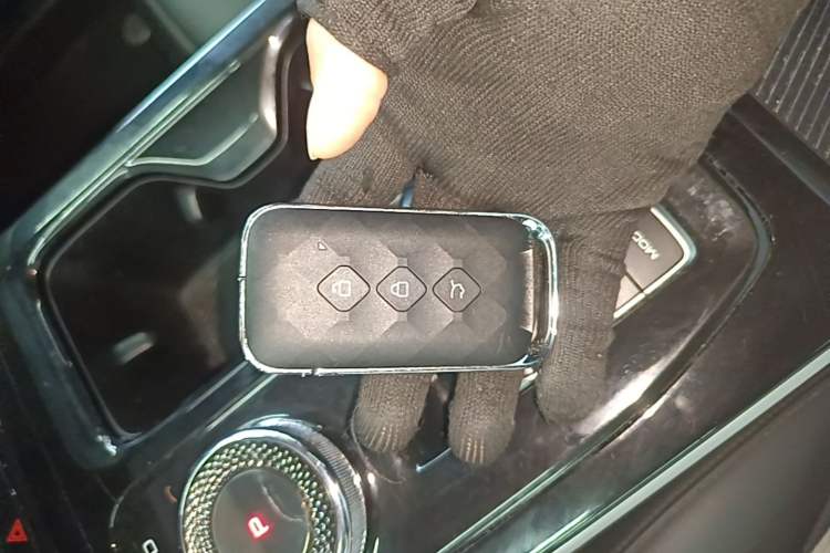 Used Wuling Xingguang 2024 Co-Creation Edition 510 Advanced Model Vehicle Key