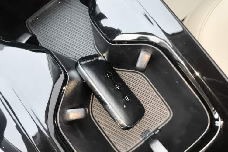 Used Wuling Xingguang 2024 Co-Creation Edition 510 Advanced Model Vehicle Key
