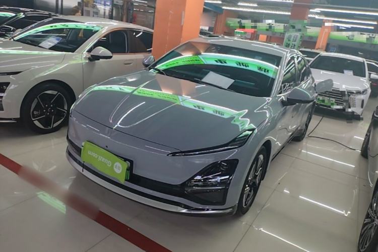 Used Wuling Xingguang 2024 Co-Creation Edition 510 Advanced Model Guazi used car, China used car export, Used car for sale, Used  cars, Cheapest cars for sale