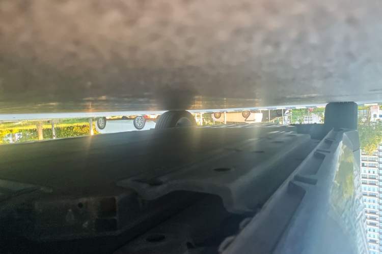 Used Wuling Xingguang 2024 Co-Creation Edition 510 Advanced Model Chassis Front Right