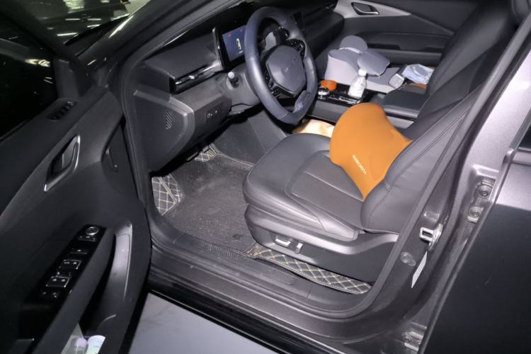 Used Wuling Xingguang 2024 Co-creation Edition 150 Standard Model Driver Seat