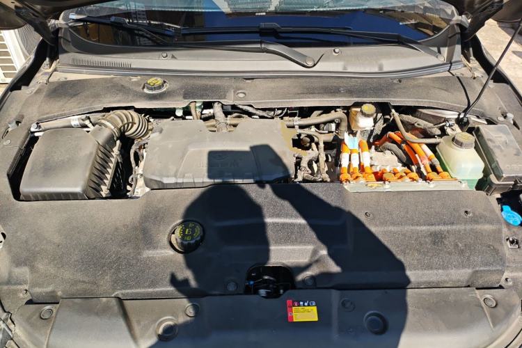 Used Wuling Xingguang 2024 Co-Creation Edition 150 Advanced Model Engine Bay