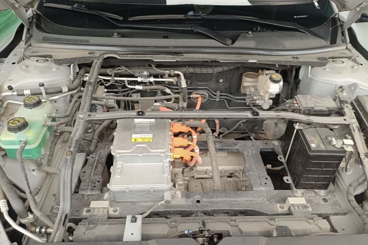 Used Wuling Xingguang 2024 Co-Creation Edition 510 Advanced Model Engine Bay