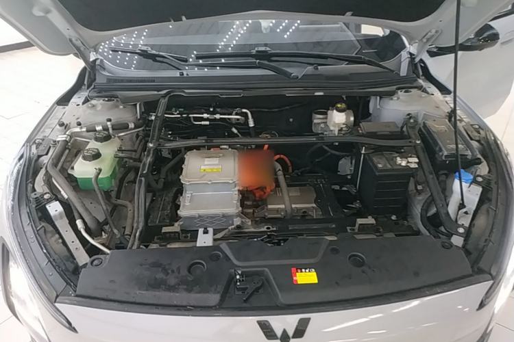 Used Wuling Xingguang 2024 Co-Creation Edition 510 Advanced Model Engine Bay