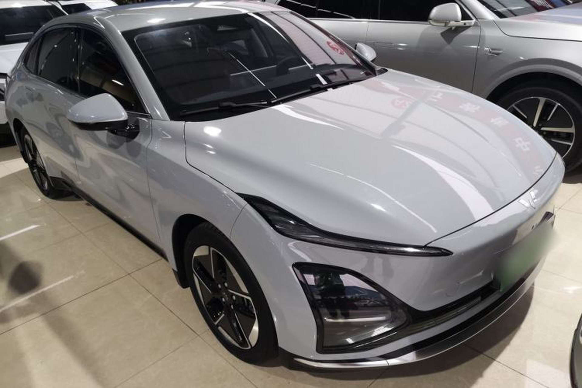 Used Wuling Xingguang 2024 Co-Creation Edition 510 Advanced Model Exterior 1