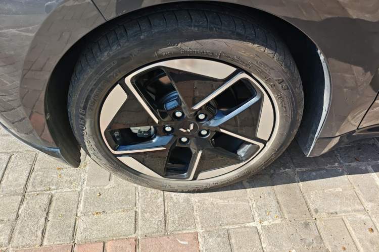 Used Wuling Xingguang 2024 Co-Creation Edition 150 Advanced Model Exterior 7