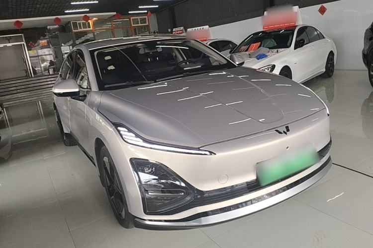 Used Wuling Xingguang 2024 Co-Creation Edition 510 Advanced Model Front Right 45 Deg