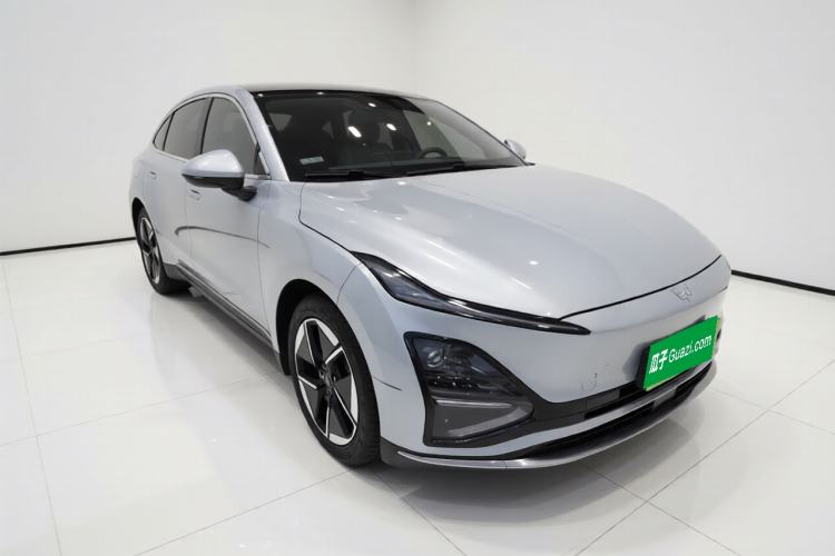 Used Wuling Xingguang 2024 Co-Creation Edition 510 Advanced Model Front Right 45 Deg