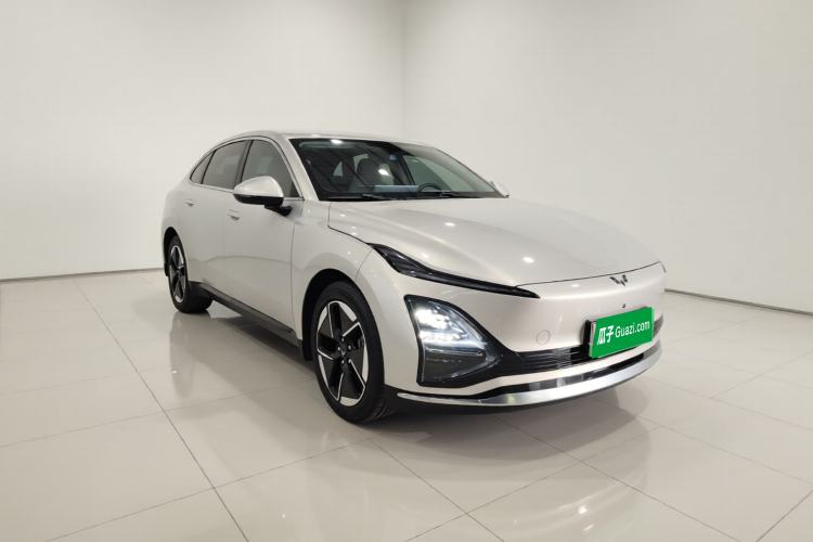 Used Wuling Xingguang 2024 Co-Creation Edition 510 Advanced Model Front Right 45 Deg