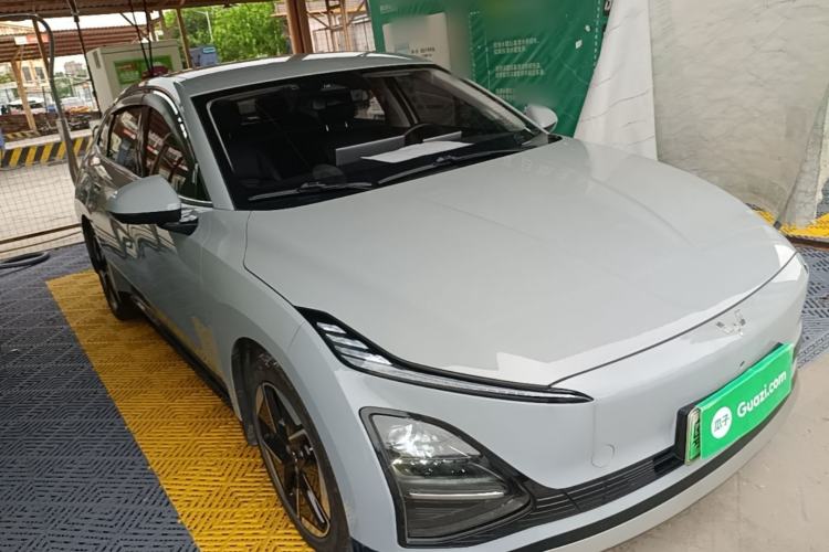 Used Wuling Xingguang 2024 Co-Creation Edition 510 Advanced Model Front Right 45 Deg