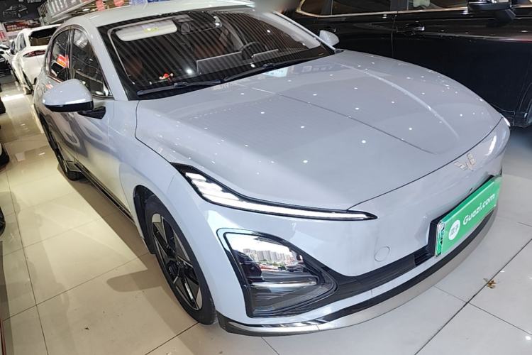 Used Wuling Xingguang 2024 Co-Creation Edition 510 Advanced Model Front Right 45 Deg