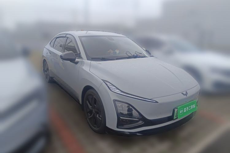Used Wuling Xingguang 2024 Co-Creation Edition 510 Advanced Model Front Right 45 Deg