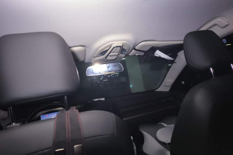 Used Wuling Xingguang 2024 Co-creation Edition 150 Standard Model Headliner