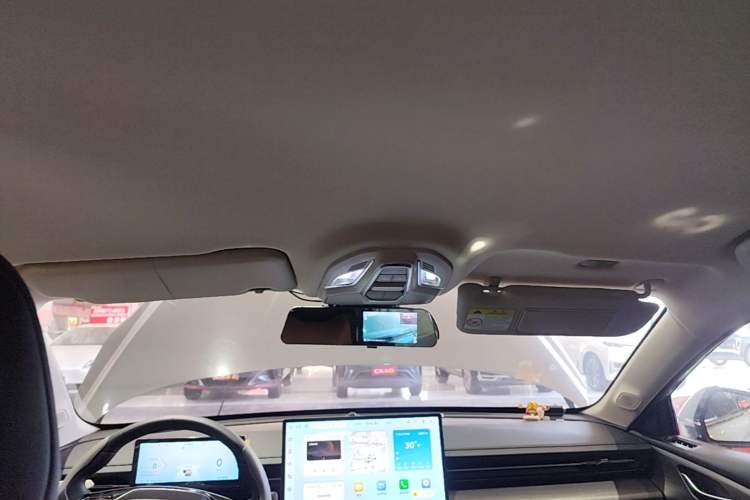 Used Wuling Xingguang 2024 Co-Creation Edition 510 Advanced Model Headliner