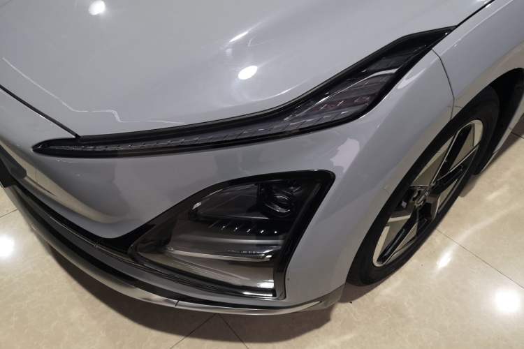 Used Wuling Xingguang 2024 Co-Creation Edition 510 Advanced Model Left Front Headlight