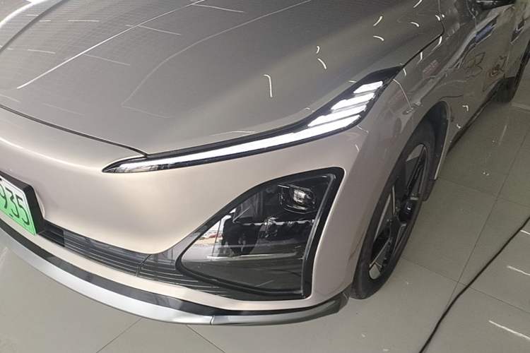 Used Wuling Xingguang 2024 Co-Creation Edition 510 Advanced Model Left Front Headlight