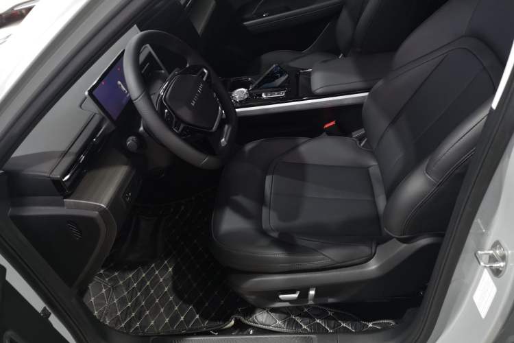 Used Wuling Xingguang 2024 Co-Creation Edition 510 Advanced Model Left Front Seat