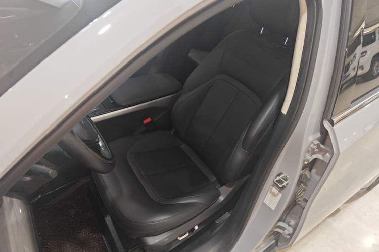 Used Wuling Xingguang 2024 Co-Creation Edition 510 Advanced Model Left Front Seat