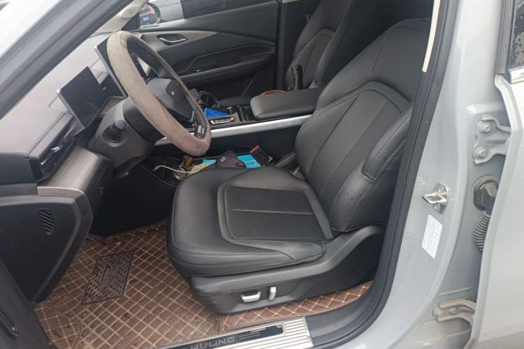Used Wuling Xingguang 2024 Co-Creation Edition 510 Advanced Model Left Front Seat