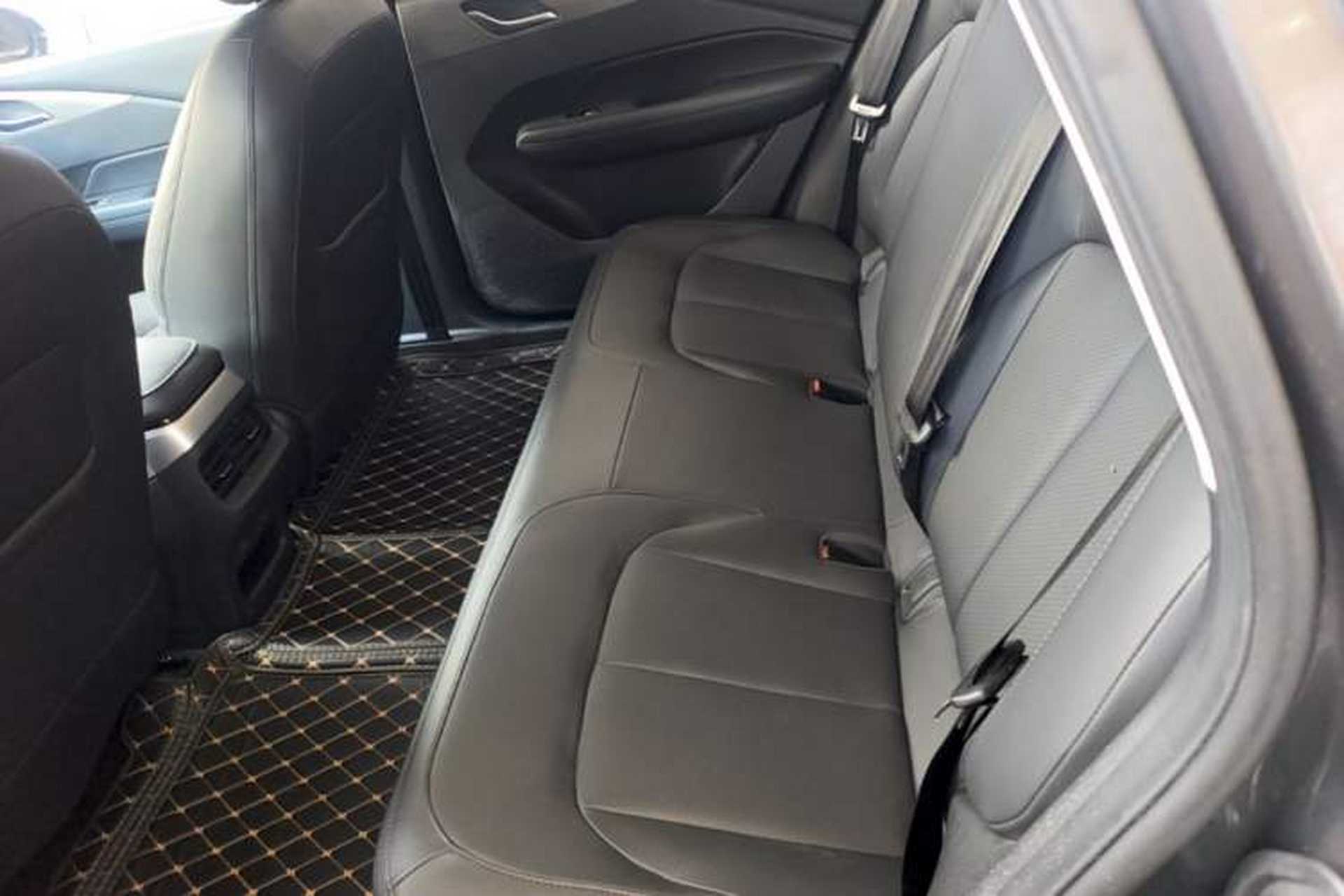Used Wuling Xingguang 2024 Co-Creation Edition 150 Advanced Model Left Rear Seat