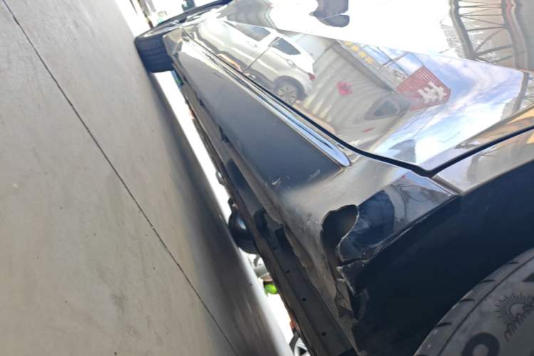 Used Wuling Xingguang 2024 Co-Creation Edition 510 Advanced Model Left Side Sill