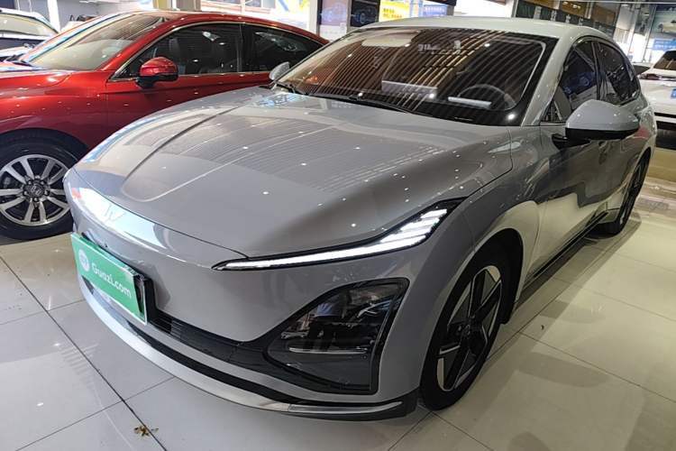 Used Wuling Xingguang 2024 Co-Creation Edition 510 Advanced Model Guazi used car, China used car export, Used car for sale, Used  cars, Cheapest cars for sale