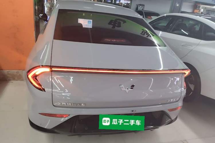 Used Wuling Xingguang 2024 Co-Creation Edition 510 Advanced Model Rear