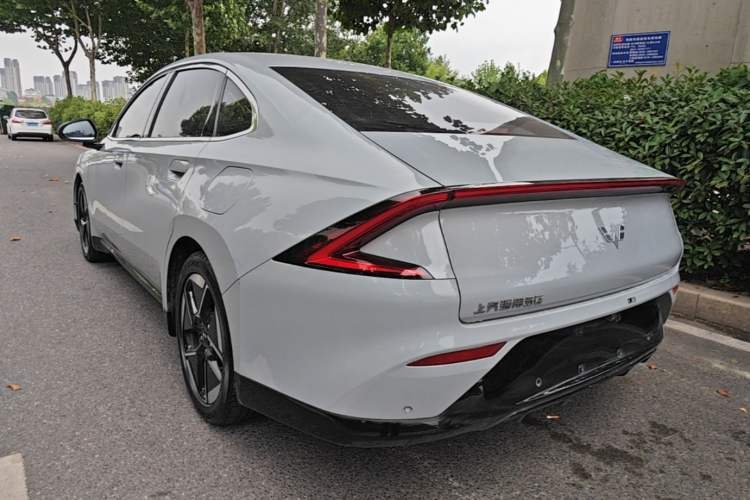 Used Wuling Xingguang 2024 Co-Creation Edition 510 Advanced Model Rear Left 45 Deg