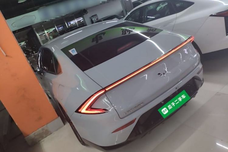 Used Wuling Xingguang 2024 Co-Creation Edition 510 Advanced Model Rear Left 45 Deg