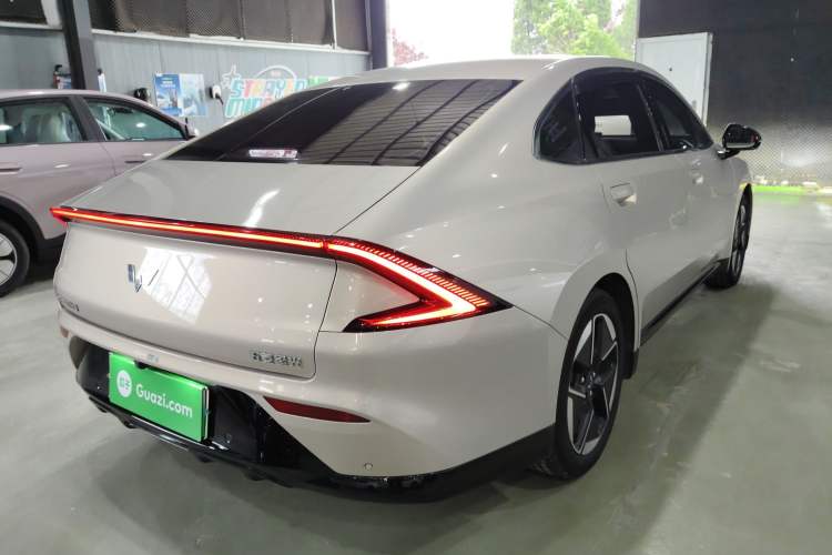 Used Wuling Xingguang 2024 Co-Creation Edition 510 Advanced Model Rear Right 45 Deg
