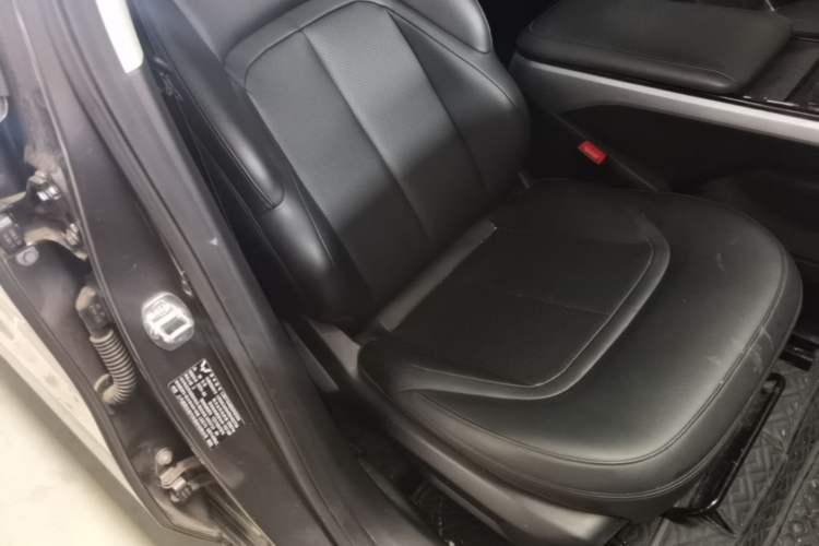 Used Wuling Xingguang 2024 Co-Creation Edition 150 Flagship Model Right Front Seat