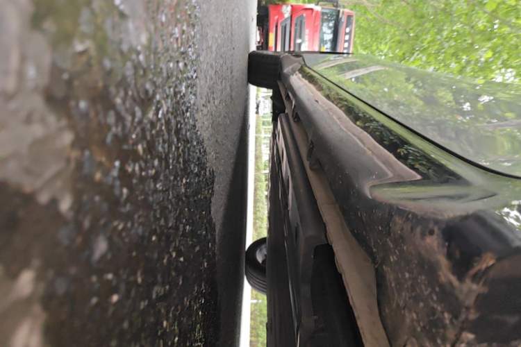 Used Wuling Xingguang 2024 Co-Creation Edition 510 Advanced Model Right Side Sill