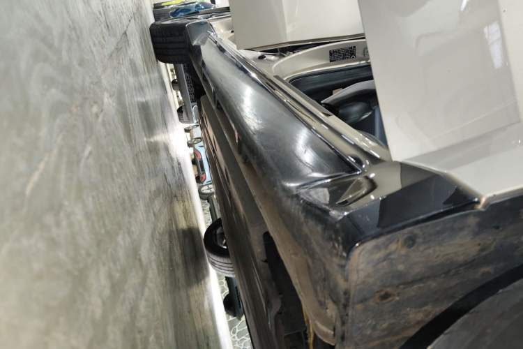 Used Wuling Xingguang 2024 Co-Creation Edition 510 Advanced Model Right Side Sill