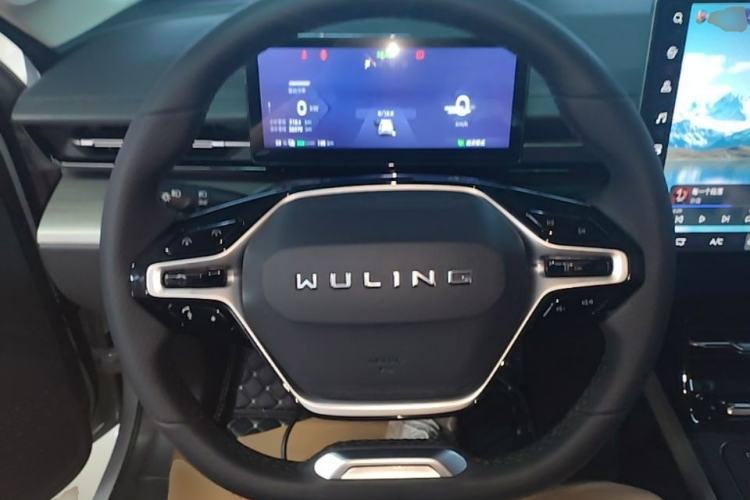 Used Wuling Xingguang 2024 Co-Creation Edition 510 Advanced Model Steering Wheel