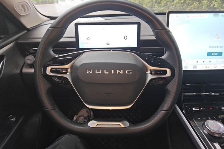 Used Wuling Xingguang 2024 Co-Creation Edition 510 Advanced Model Steering Wheel