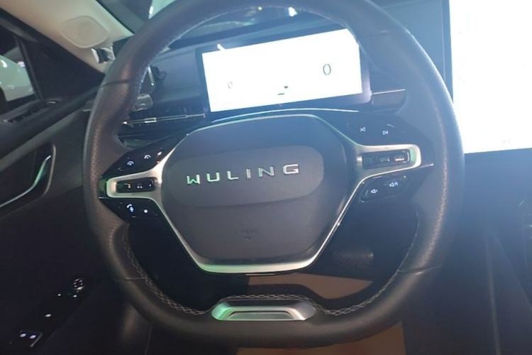 Used Wuling Xingguang 2024 Co-Creation Edition 510 Advanced Model Steering Wheel