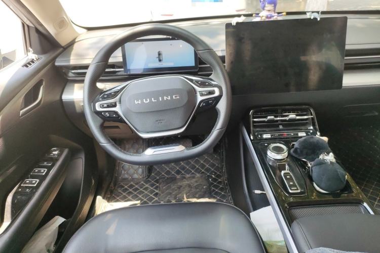 Used Wuling Xingguang 2024 Co-Creation Edition 510 Advanced Model Steering Wheel